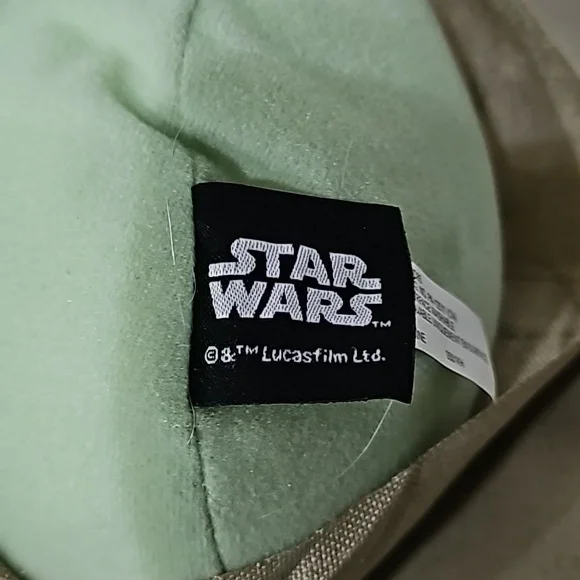 12" Yoda plush - Picture 3 of 4